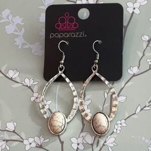 ❄️ Paparazzi | Silver Cream Teardrop Earrings with Vintage Charm Shabby Chic